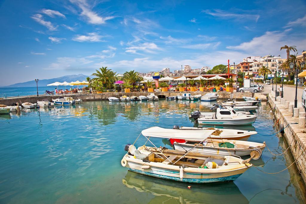 Aquamarine Apartments Sarandë Exterior foto